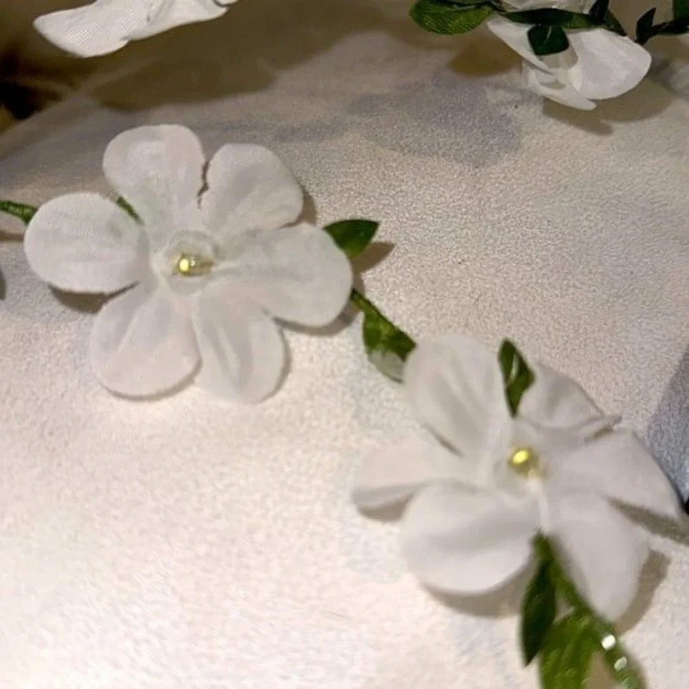 Floral String Lights with White Petals